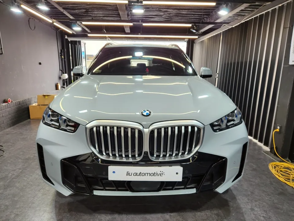 BMW X5 LCI Grille Tuning Review — Enhanced Aesthetics photo 2