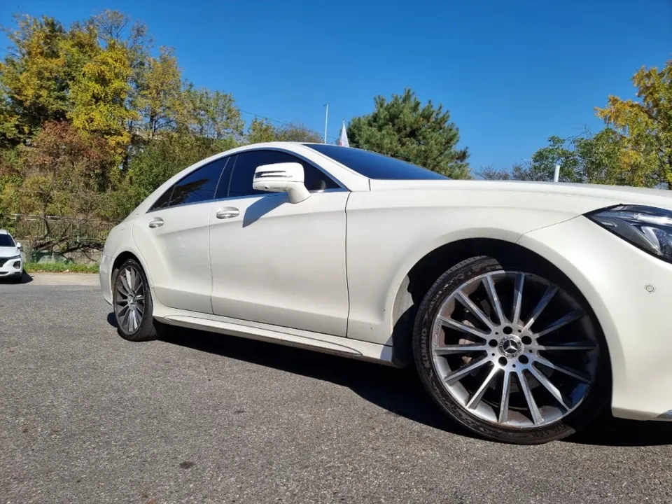 Mercedes-Benz CLSのホイールリペア・塗装事例 写真