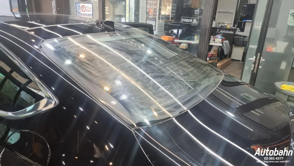 Genesis G80のカーフィルム施工事例｜熱線再施工 施工写真 2-1