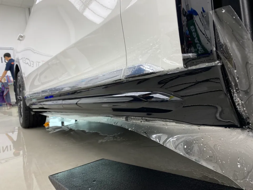 Mercedes-Benz EQS PPF施工事例|韓国での仕上がりと費用目安 施工写真 1-2