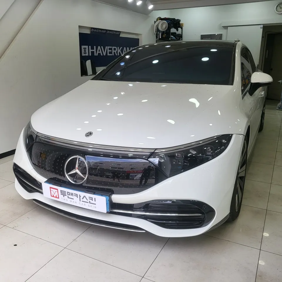 Mercedes-Benz EQSのカーラッピング事例|費用目安・仕上がり 施工写真 2-1