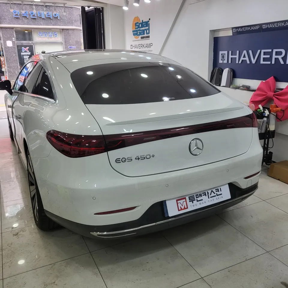 Mercedes-Benz EQSのカーラッピング事例|費用目安・仕上がり 施工写真 1-2