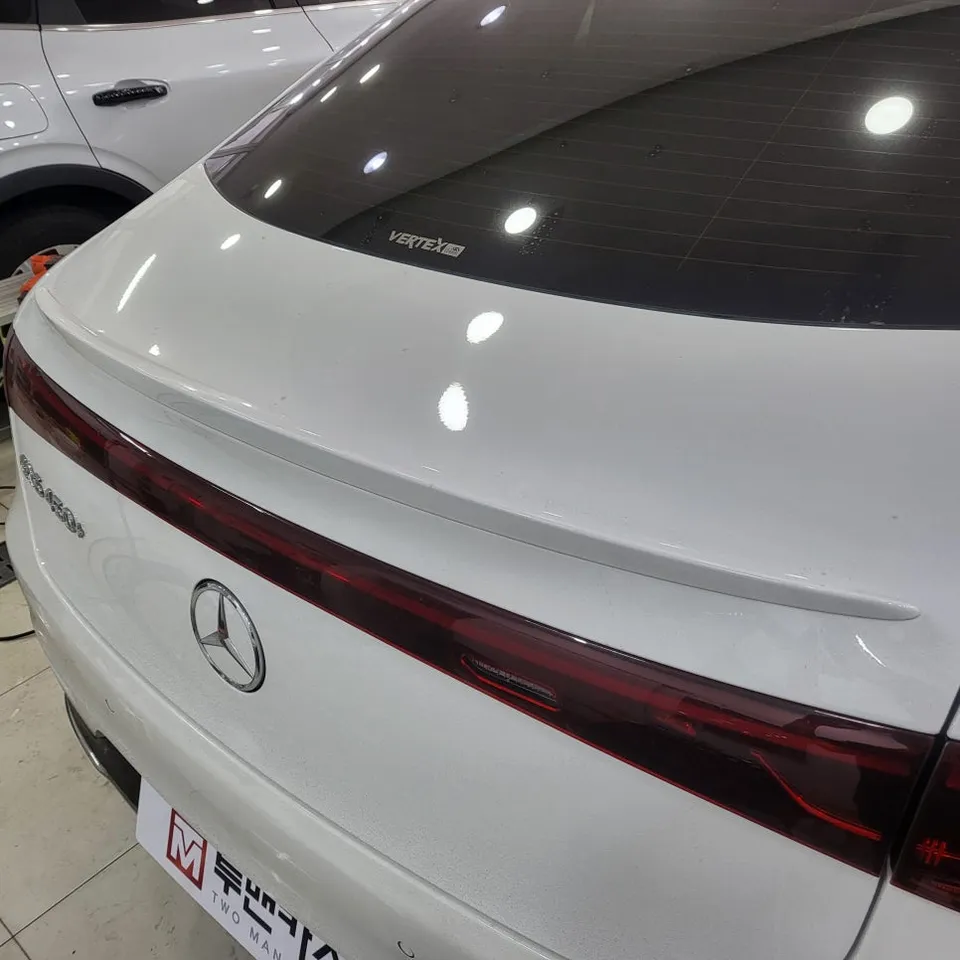 Mercedes-Benz EQSのカーラッピング事例|費用目安・仕上がり 施工写真 2-3