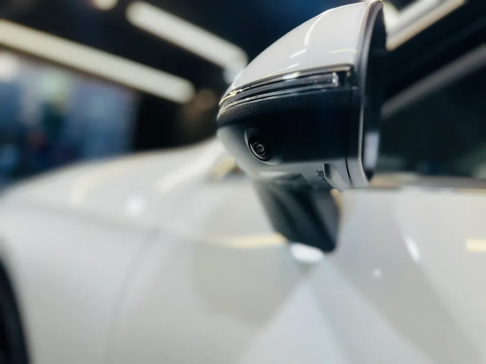Mercedes-Benz GLC surround view camera - Mercedes-Benz GLC Surround View Camera Review — Enhanced Visibili photo 4