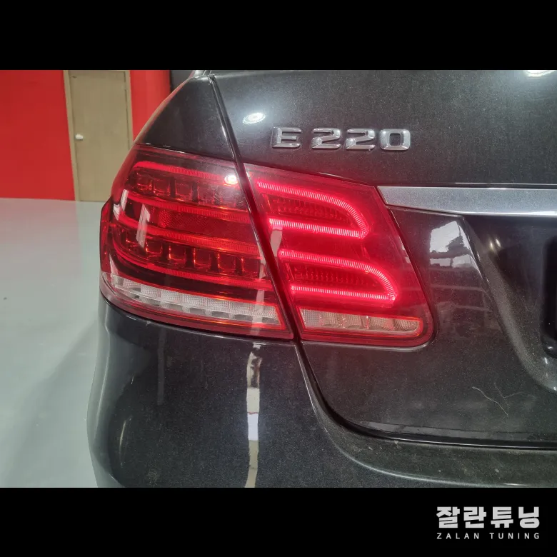 Mercedes-Benz E-Class lighting upgrade - Mercedes-Benz E-Class Lighting Upgrade Review — Enhanced Visibili photo 3