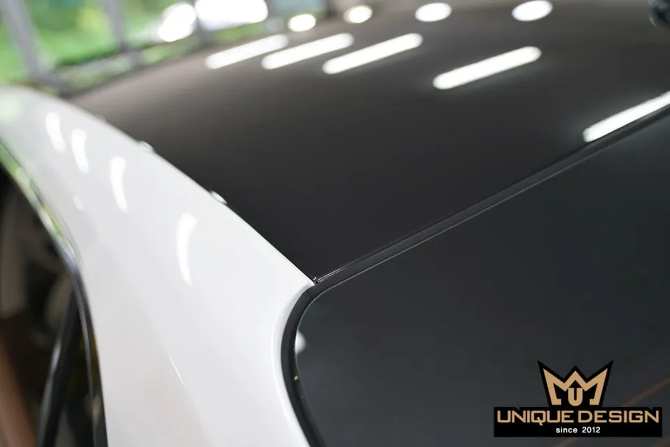 Genesis G90のPPF施工事例|高光沢ブラックフィルム 施工写真 3-3
