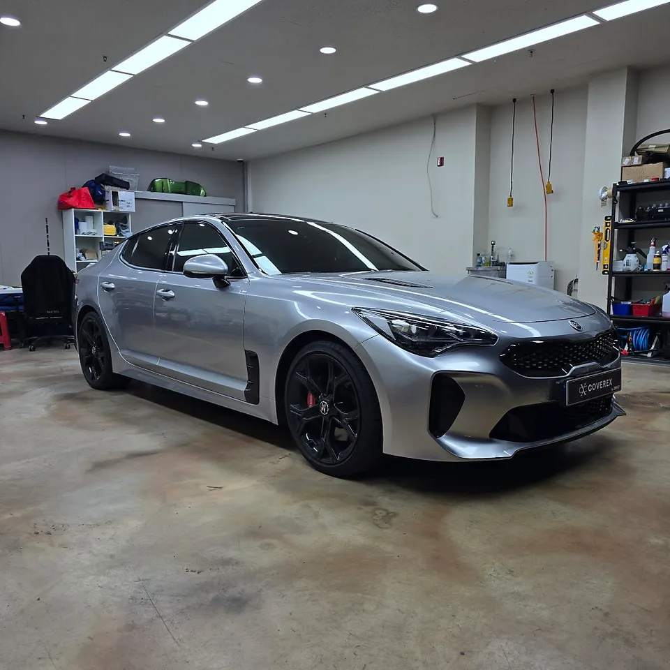 Kia Stinger vinyl wrap - Kia Stinger Vinyl Wrap Review: GT Silver Upgrade photo 3