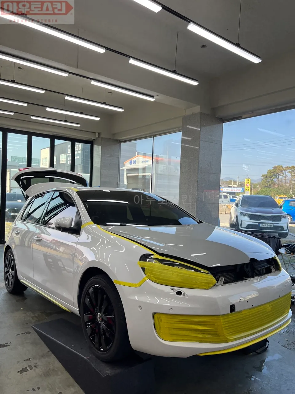 Porsche Golfのカーラッピング事例 施工写真 1-1