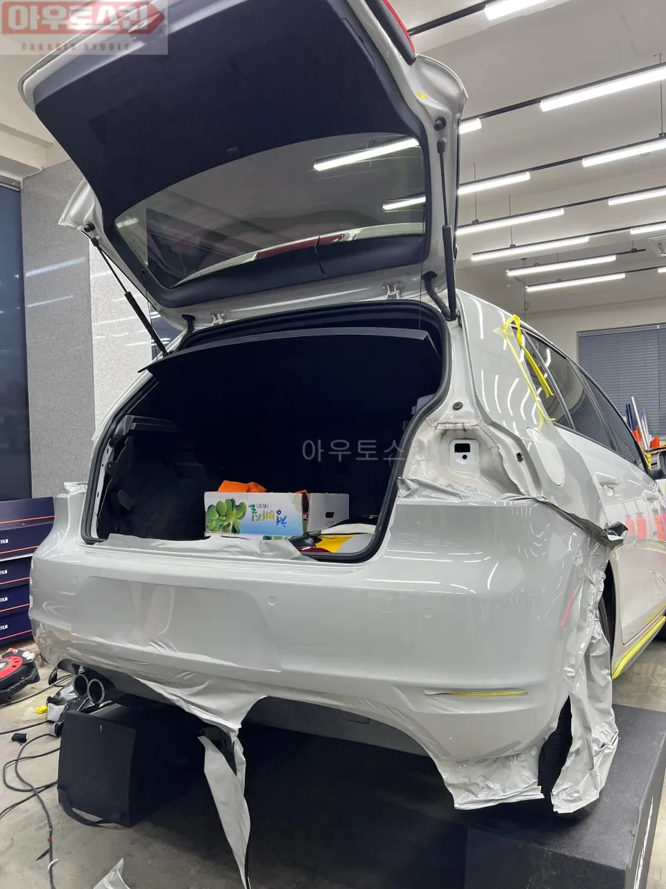 Porsche Golfのカーラッピング事例 施工写真 3-1