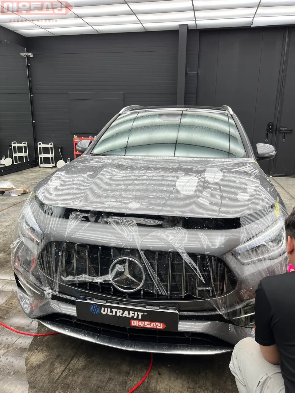 Mercedes-Benz GLAのPPF施工事例|費用目安・仕上がり 施工写真 1-2