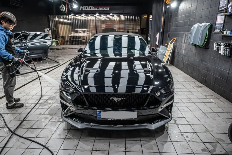 Ford Mustang Convertible PPF施工事例|費用目安・仕上がり 施工写真 1-1