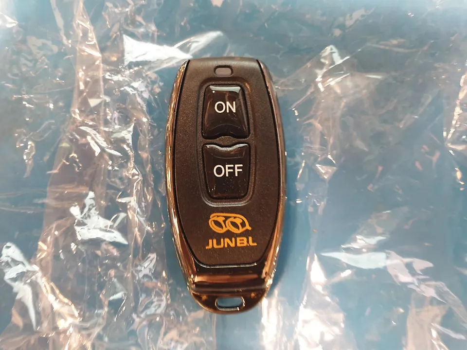 Genesis G80 steering wheel - Genesis G80 Steering Wheel Customization Review photo 3