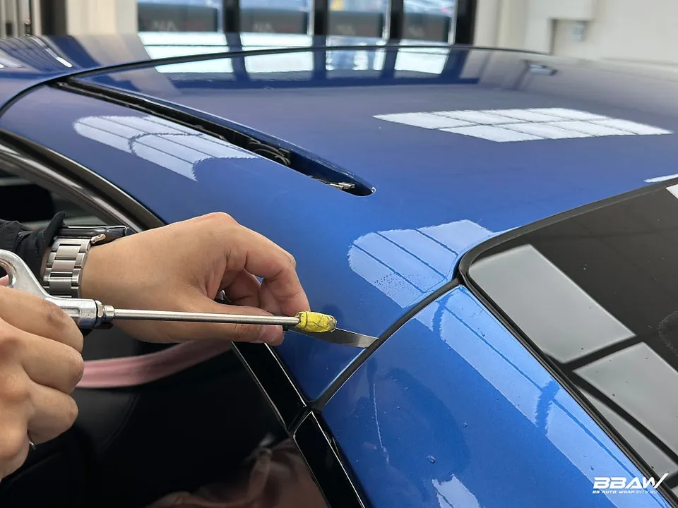 BMW 4 Series Convertibleのカーラッピング事例｜費用目安・仕上がり 施工写真 2-2