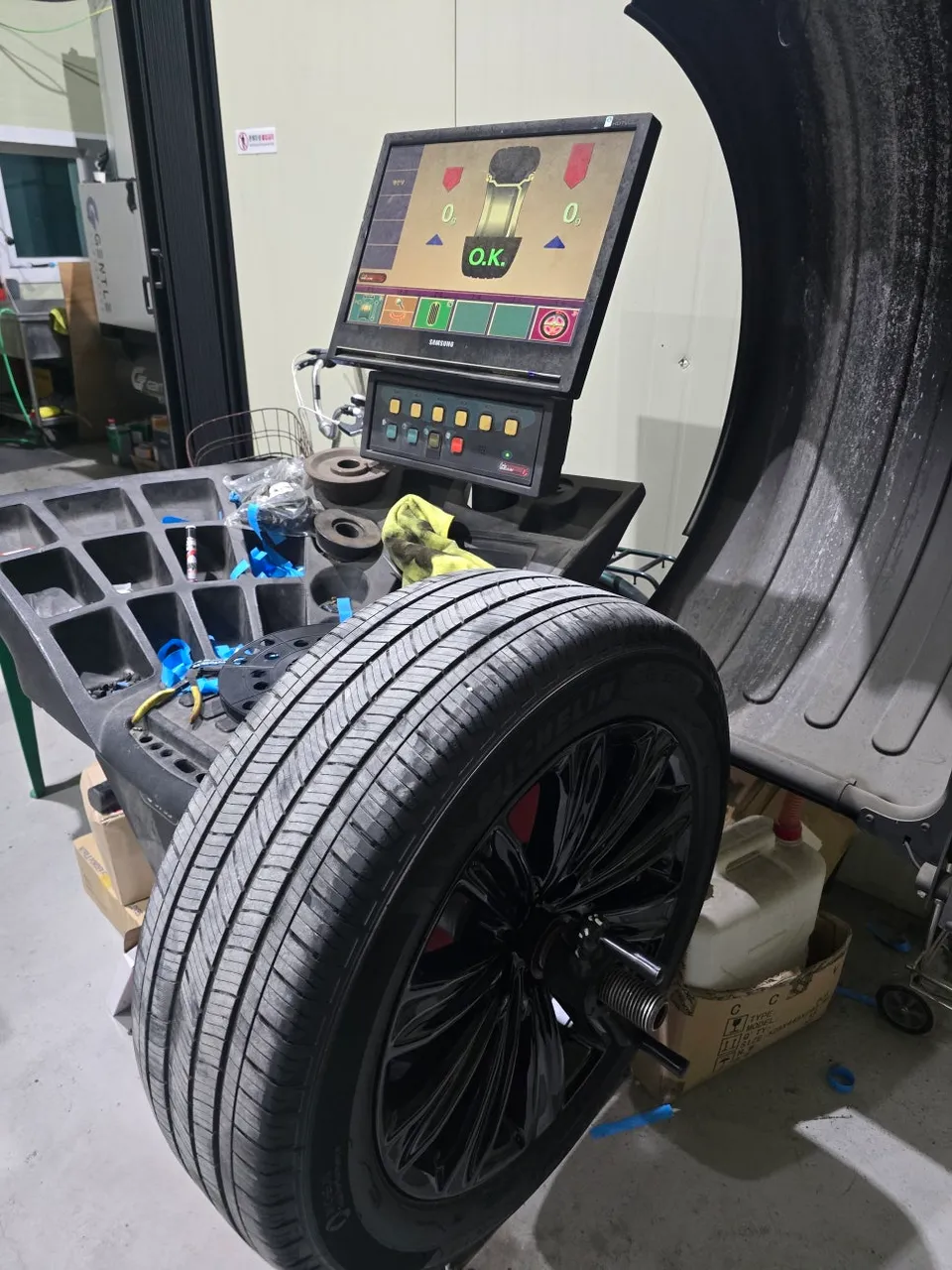 Ford Explorer Wheel Repair & Painting Review After