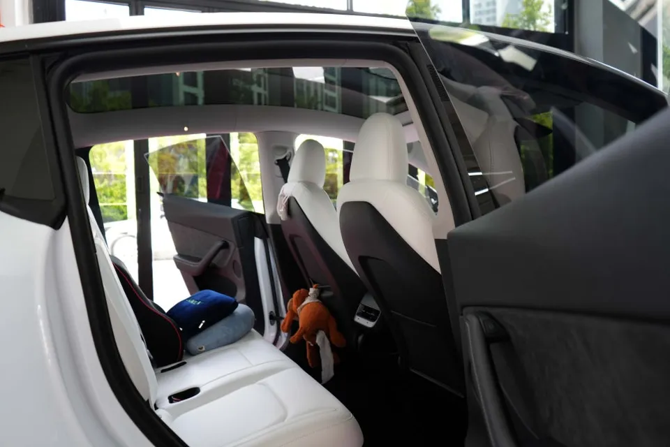 Tesla Model Yのカーフィルム施工事例｜費用目安・仕上がり 施工写真 3-2