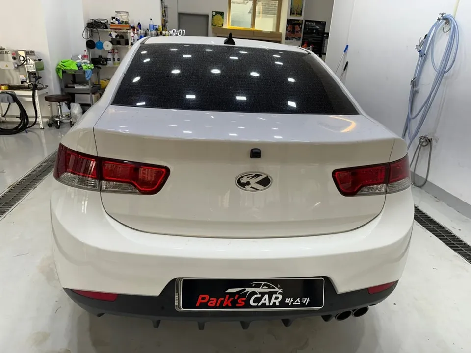Kia Carnival PPF施工事例｜費用目安と仕上がり 施工写真 2-1