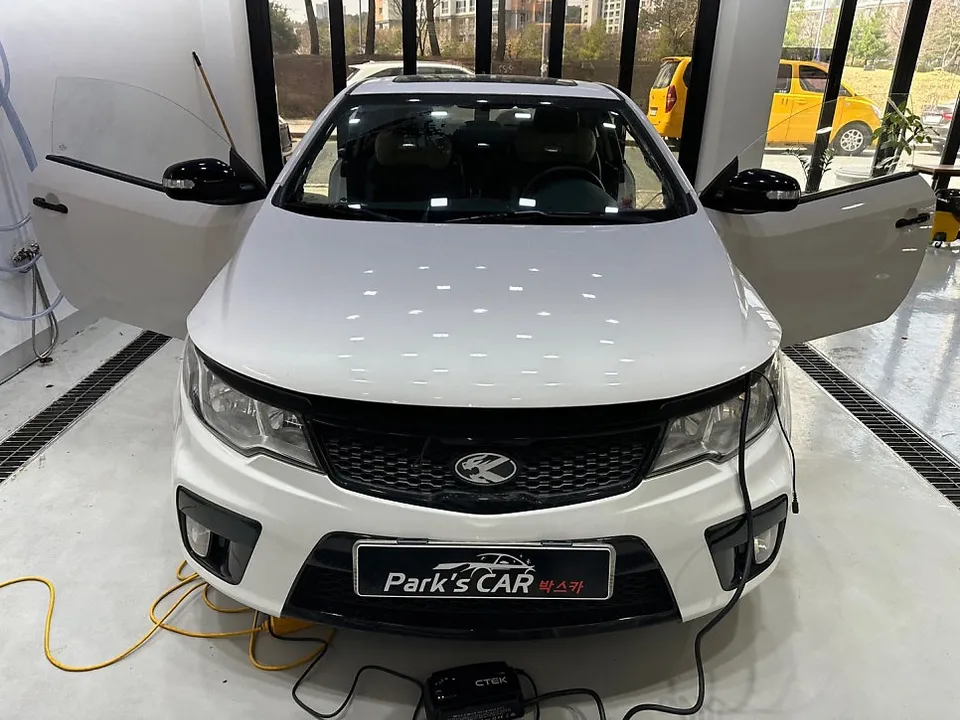 Kia Carnival PPF施工事例｜費用目安と仕上がり 施工写真 1-3