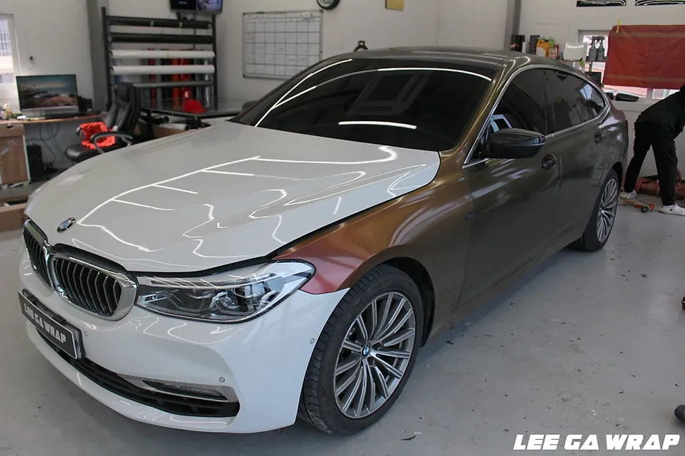 BMW 6 Series GT vinyl wrap - BMW 6 Series GT Vinyl Wrap Review: Brooklyn Grey Color Change photo 3