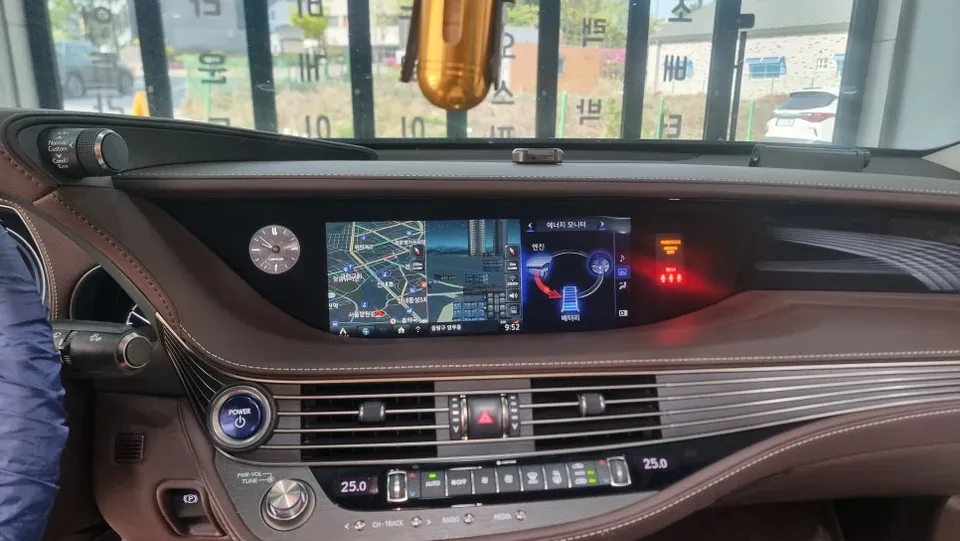 Lexus LS 500h android head unit - Lexus LS 500h Android Head Unit Upgrade Review photo 2