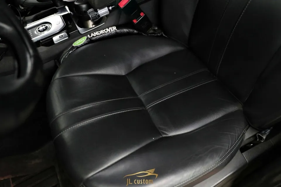 Land Rover Discovery 4 seat ventilation - Land Rover Discovery 4 Seat Climate Upgrade Review photo 3