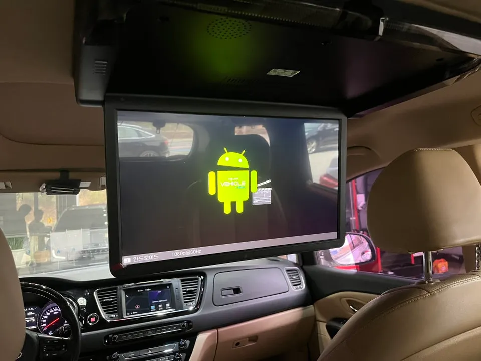 Kia Carnivalのカーフィルム施工事例｜費用目安と仕上がり 施工写真 6