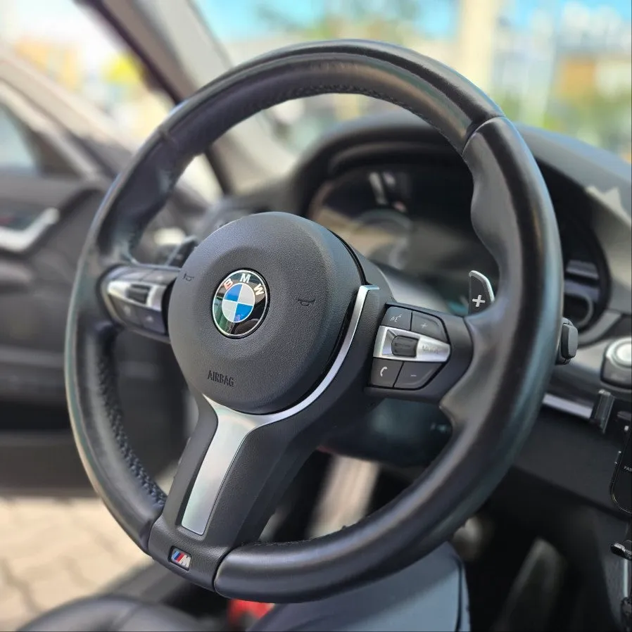 BMW BMW M steering wheel - BMW M Steering Wheel Customization Review — Enhanced Grip & Style photo 3