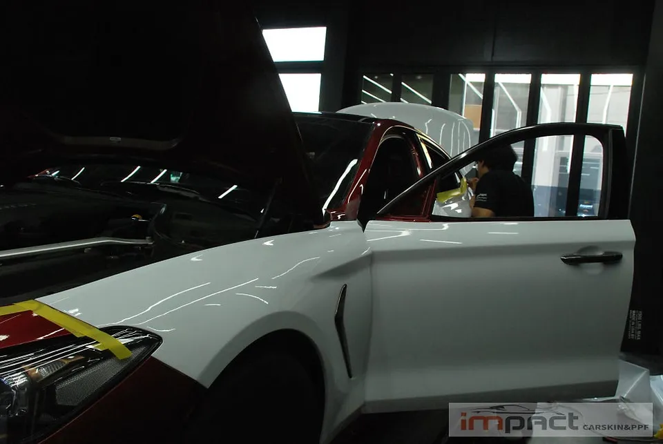 Genesis G70 vinyl wrap - Genesis G70 Vinyl Wrap Review: White Gloss Upgrade photo 6