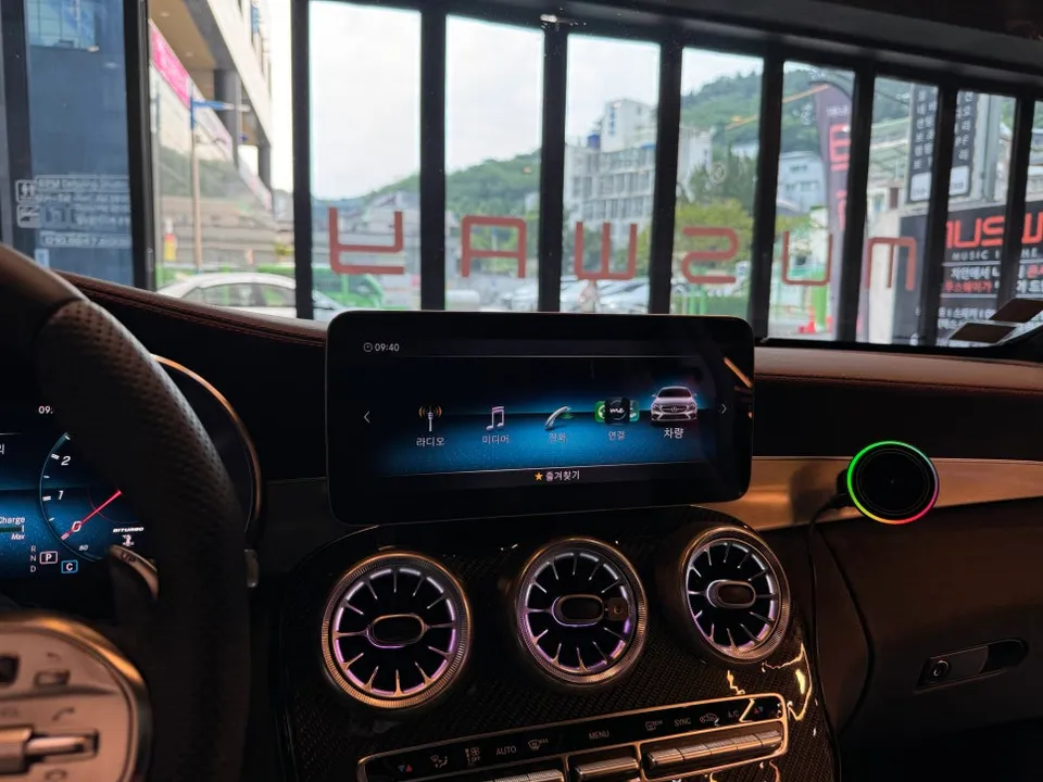Mercedes-Benz C-Class dashcam navi - Mercedes-Benz C-Class Navigation & Dashcam Review — Seamless Upgr photo 4