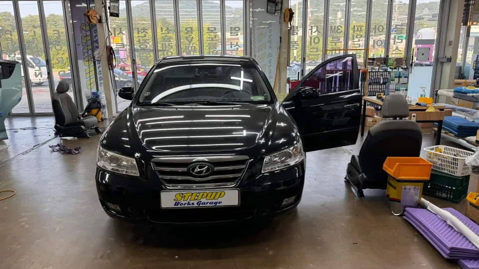 Hyundai Sonata interior customization installation result