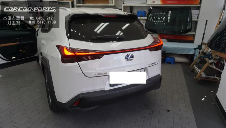 Lexus UX 250hのAndroid Auto・CarPlay取付事例 施工写真 2-2