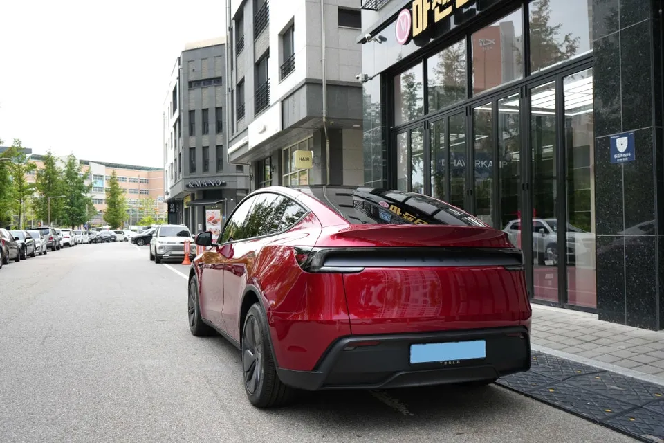 Tesla Model Y window tinting review