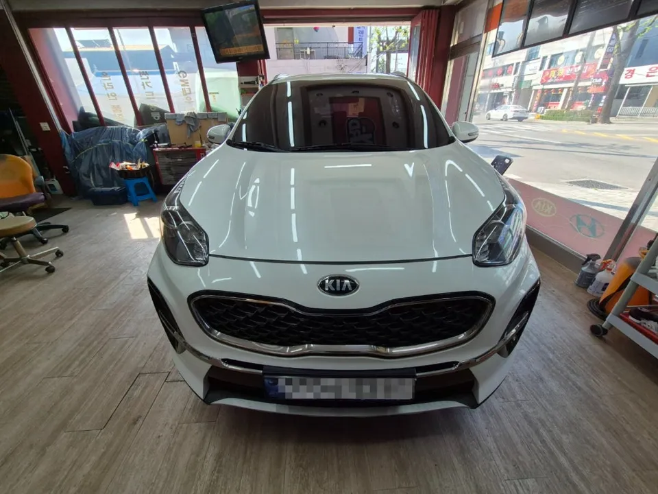 Kia Sportageのカーフィルム施工事例｜費用目安・仕上がり 写真