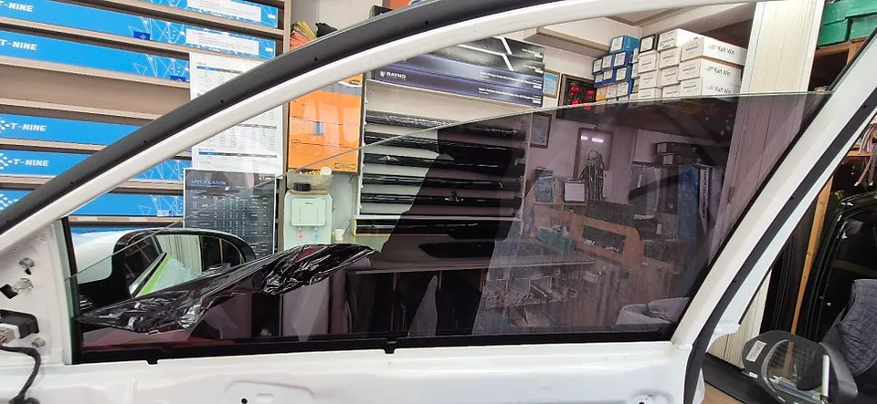 Kia Sportageのカーフィルム施工事例|費用目安・仕上がり 施工写真 3-3
