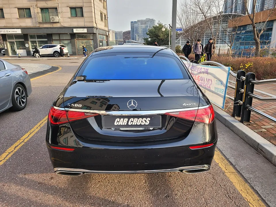 メルセデス・ベンツ Sクラス W223 カーラッピング事例 施工写真 3-1