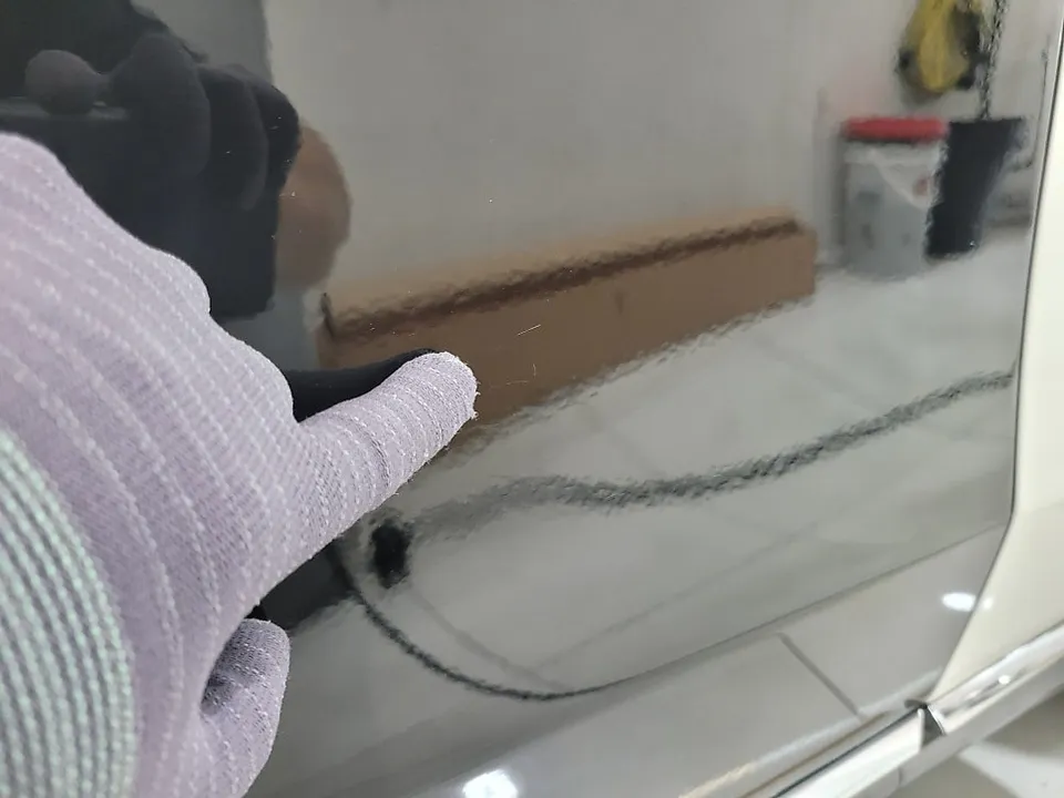 メルセデス・ベンツ Sクラス W223 カーラッピング事例 施工写真 2-3