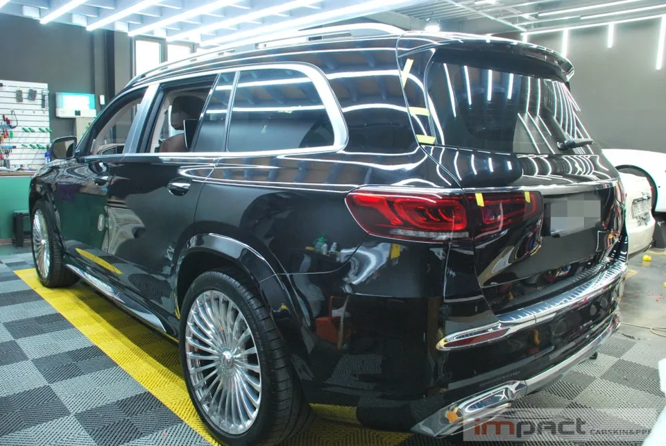 Mercedes-Benz Maybachのカーラッピング事例|費用目安・仕上がり 施工写真 2-1