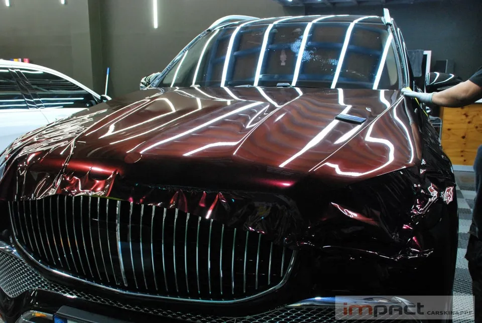 Mercedes-Benz Maybachのカーラッピング事例|費用目安・仕上がり 施工写真 3-1