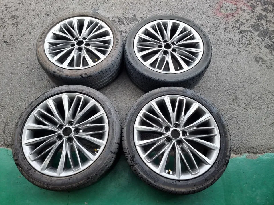 Hyundai Grandeur IGのホイールリペア・塗装事例 施工写真 2