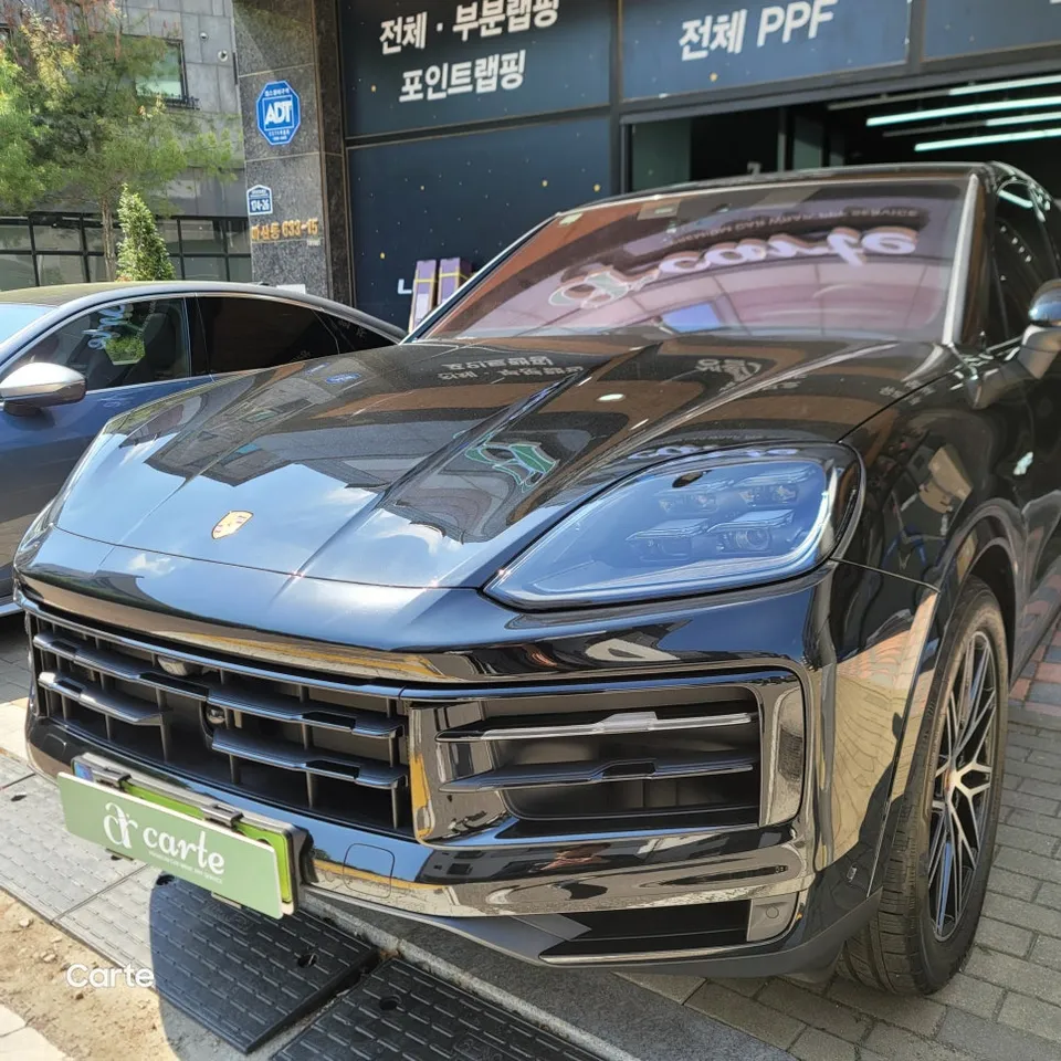 Porsche CayenneのPPF施工事例｜費用目安・仕上がり 施工写真 2-1