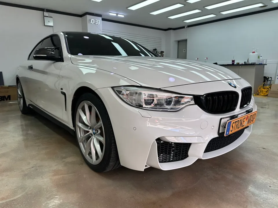 BMW 4 Series vinyl wrap - BMW 4 Series Vinyl Wrap Removal Review - Clean Finish photo 3
