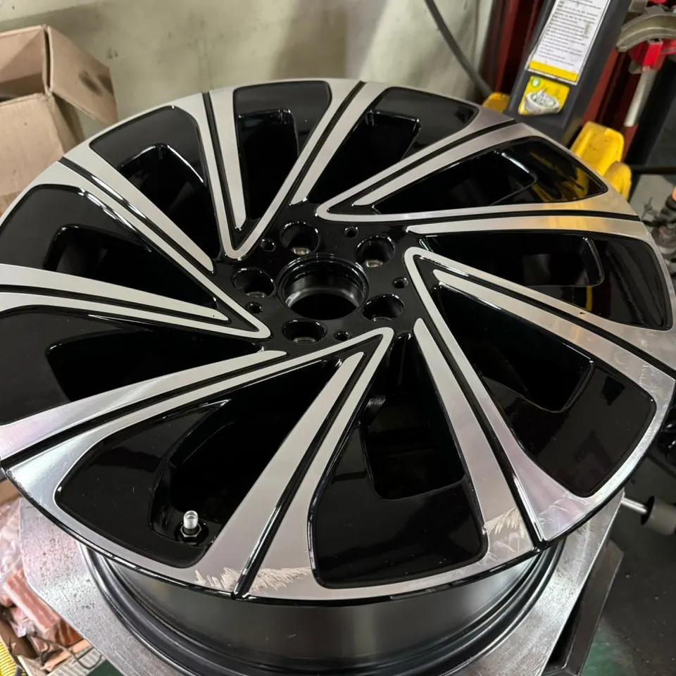 Mercedes-Benz E-Class W214 wheel repair - Mercedes-Benz E-Class W214 Wheel Repair Review photo 6
