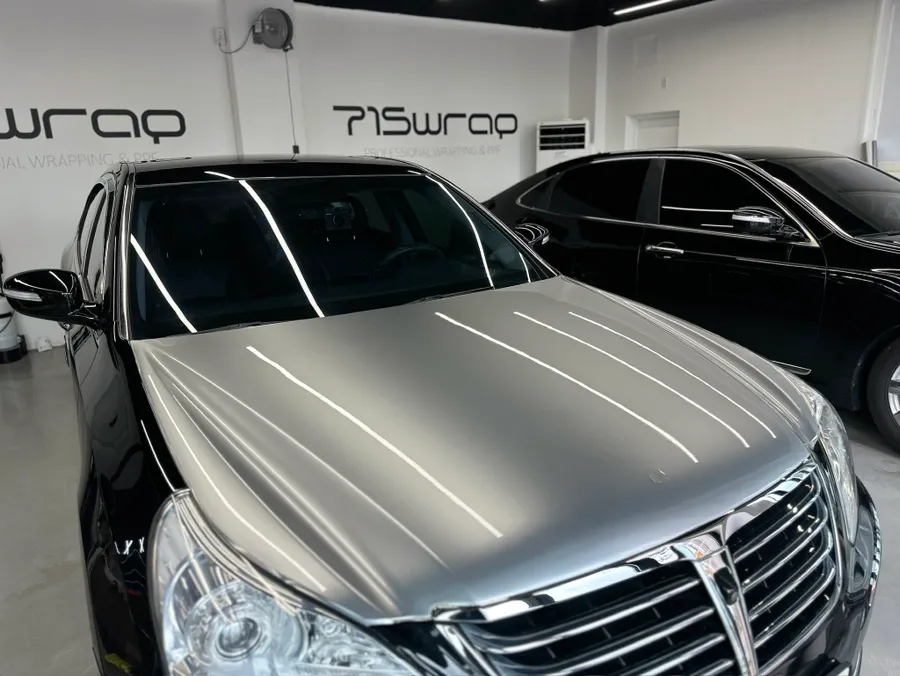 Hyundai Equusのカーラッピング事例 施工写真 4