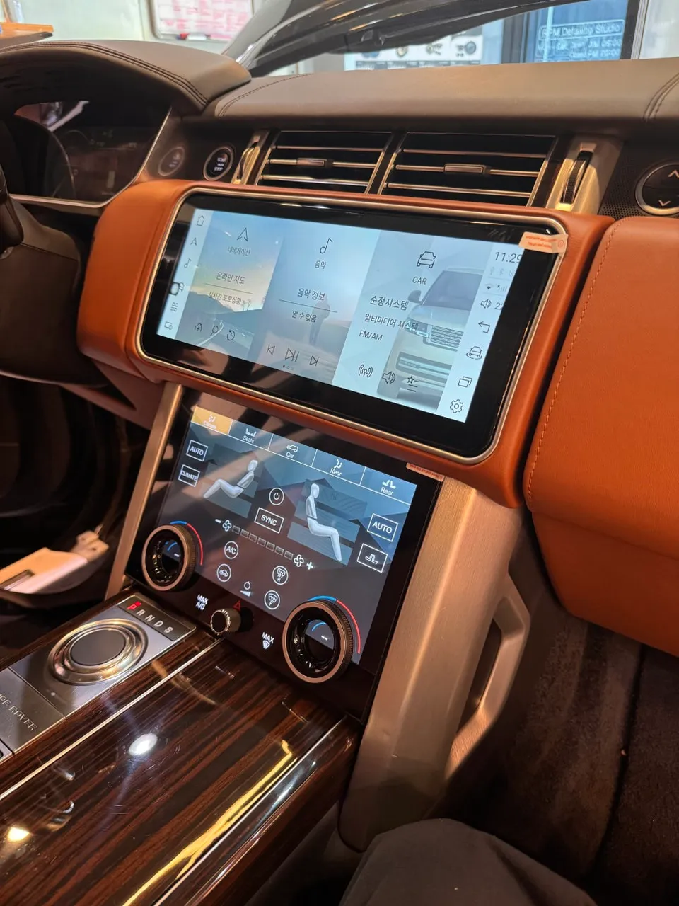 Land Rover Range Rover Vogue android head unit - Land Rover Range Rover Vogue Android Head Unit Upgrade Review photo 3