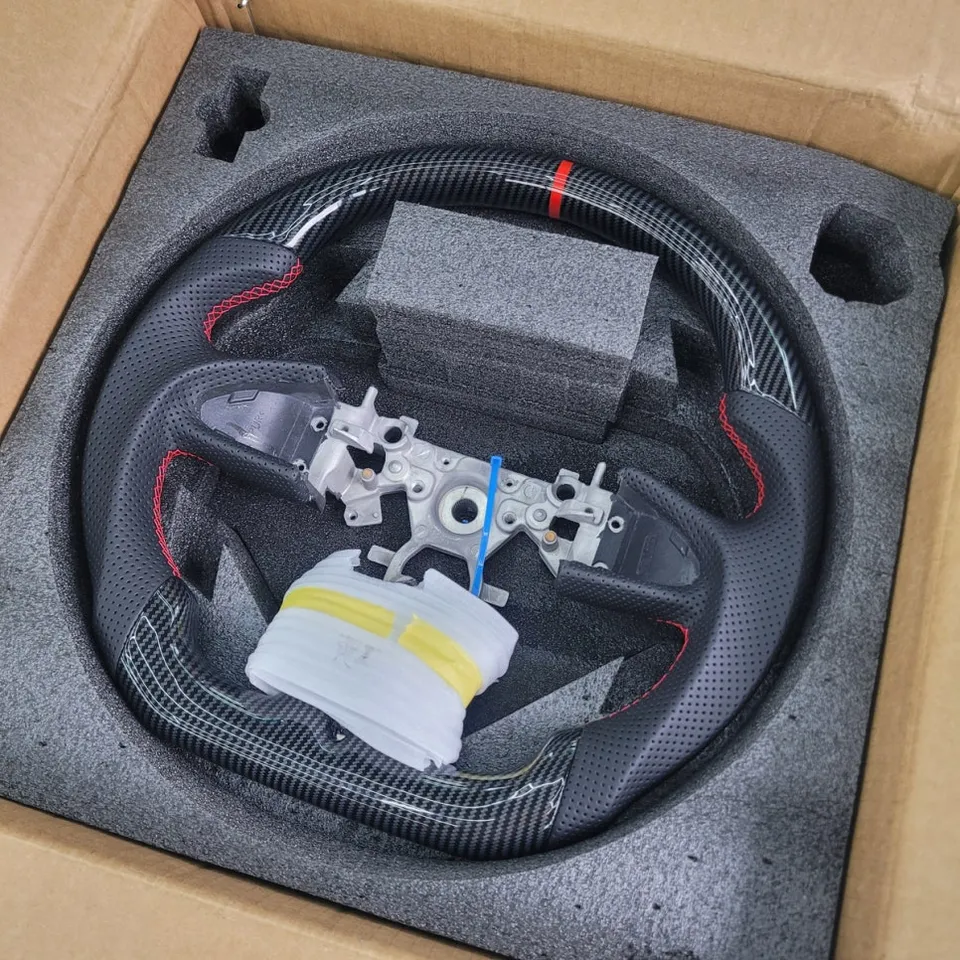 Infiniti Q50 steering wheel - Infiniti Q50 Steering Wheel Customization Review: Carbon Style Up photo 3
