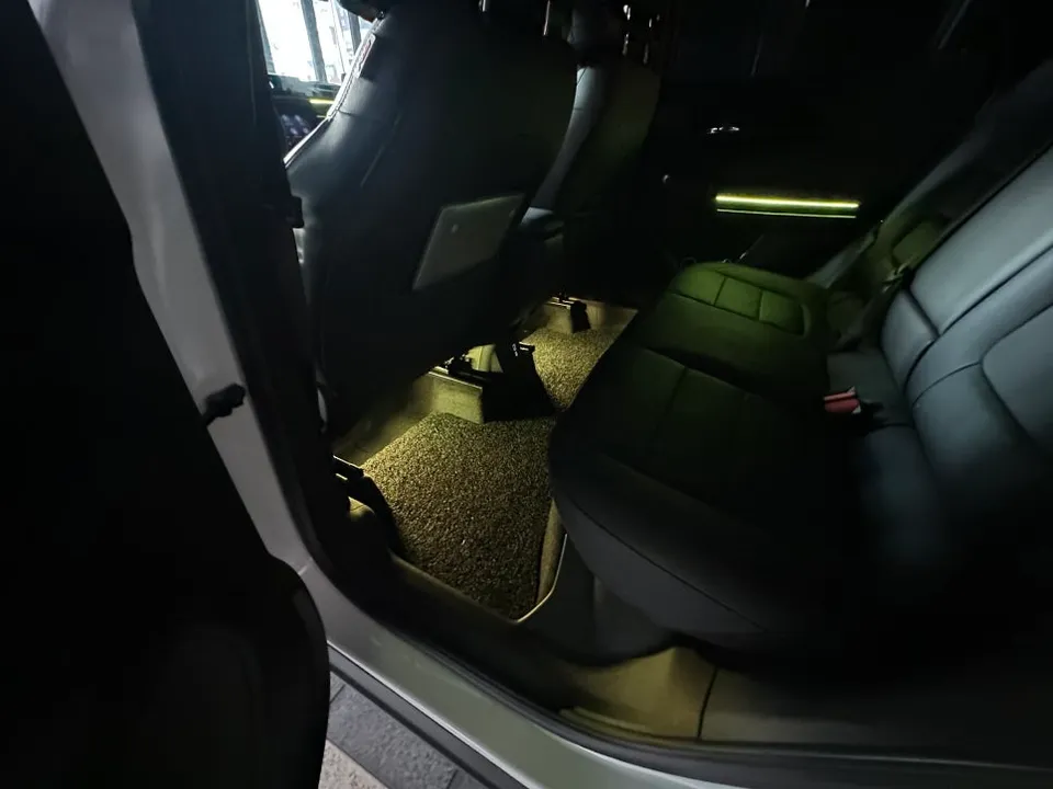 Chevrolet Trailblazer ambient lighting - Chevrolet Trailblazer Ambient Lighting Review - Enhanced Interior photo 4