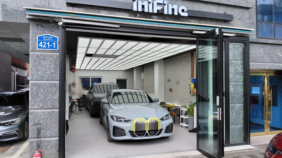 BMW i4 vinyl wrap review