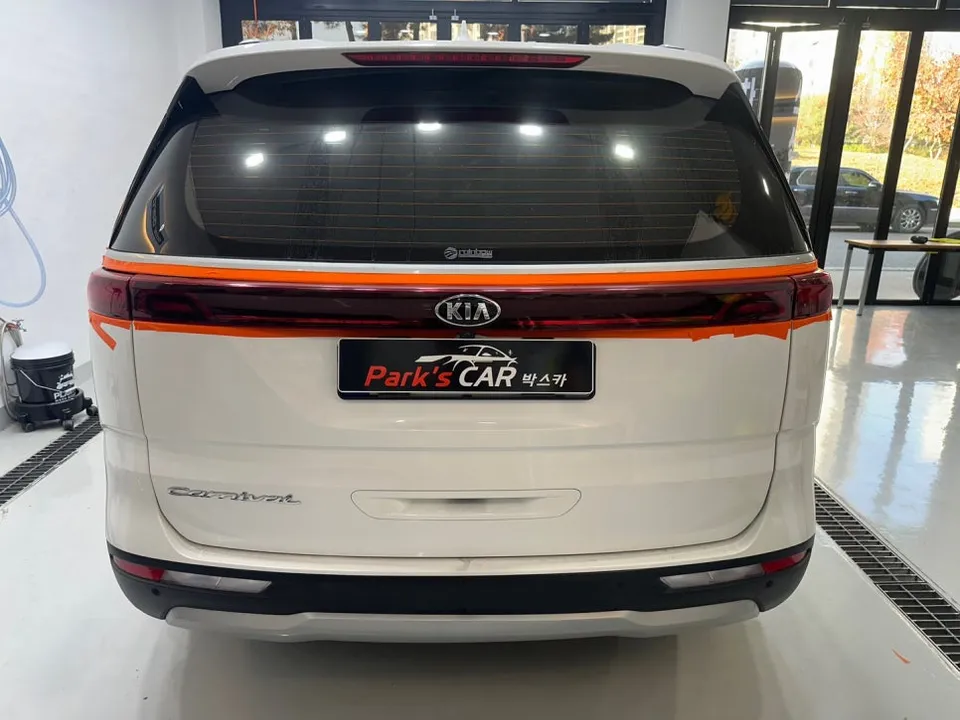 Kia Carnival PPF施工事例｜費用目安と仕上がり 施工写真 1-2