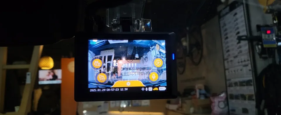 Hyundai Grandeur IGのドラレコ取付事例|費用目安・仕上がり 施工写真 2-2