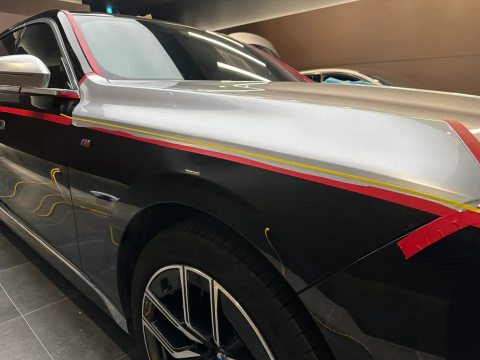 BMW 7 Seriesのカーラッピング事例｜費用目安・仕上がり 施工写真 1-3