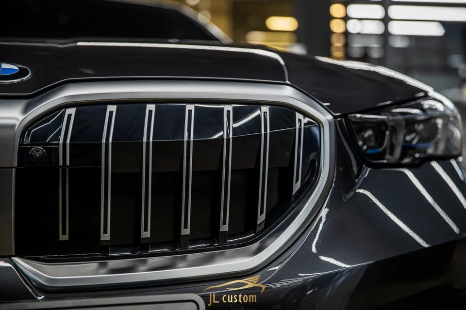 BMW 520i G60 ambient lighting - BMW 520i Ambient Lighting Upgrade Review photo 6